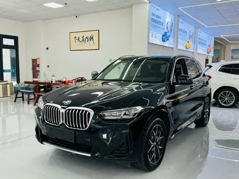 二手宝马X3:2万公里一手车,2.0T引擎,家用代步好选择!