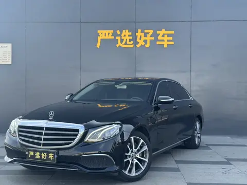 开了4年，跑了11万公里，二手奔驰E级还能优雅依旧？