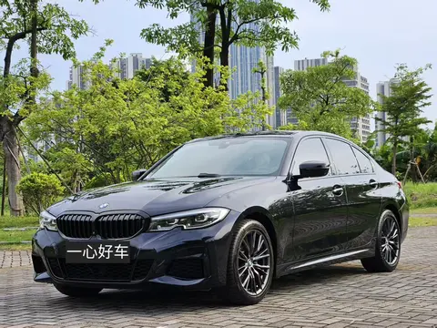 16万多拿下宝马330i,感受曜夜版的运动激情
