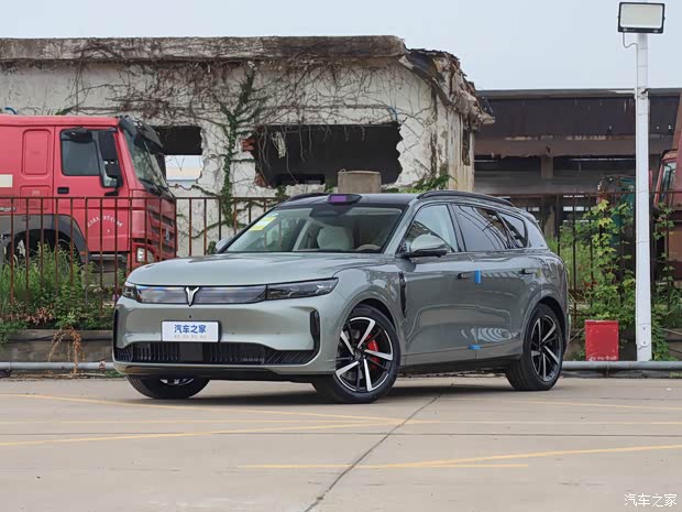 岚图泰山将于11月18日上市 岚图汽车第30万辆整车下线